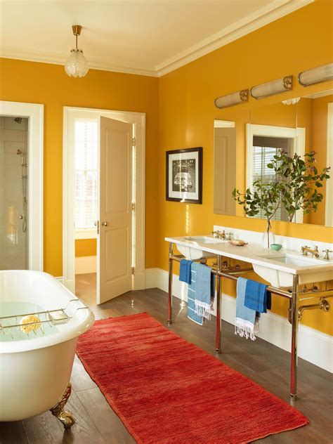 yellow wall decor for bathroom